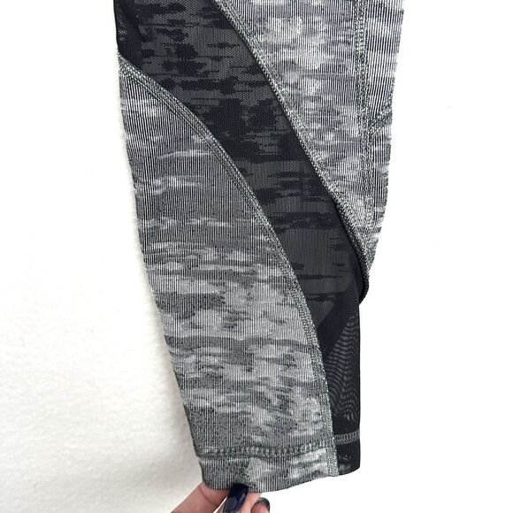 Lululemon Inspire Tight II Ankle Leggings Sz 6 Gray Silver Jacquard Black Mesh - Picture 5 of 8